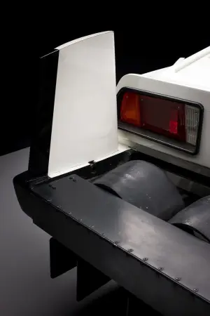 Lotus Esprit subacquea di James Bond 007 - 14