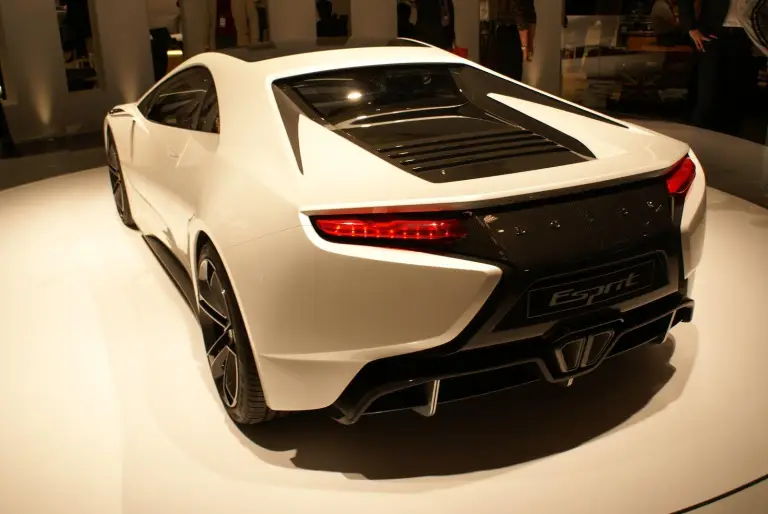 Lotus Esprit - 2