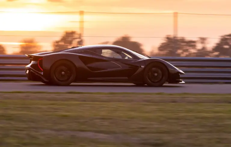 Lotus Evija - Fittipaldi e Button - 14