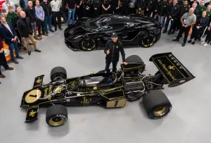 Lotus Evija - Fittipaldi e Button