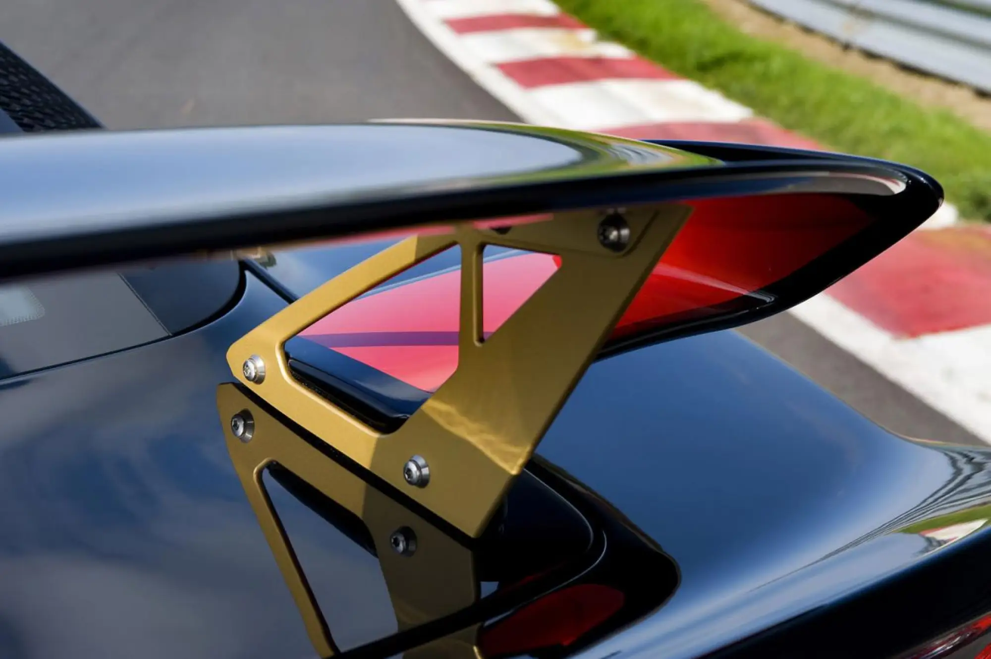 Lotus Exige LF1 - 7