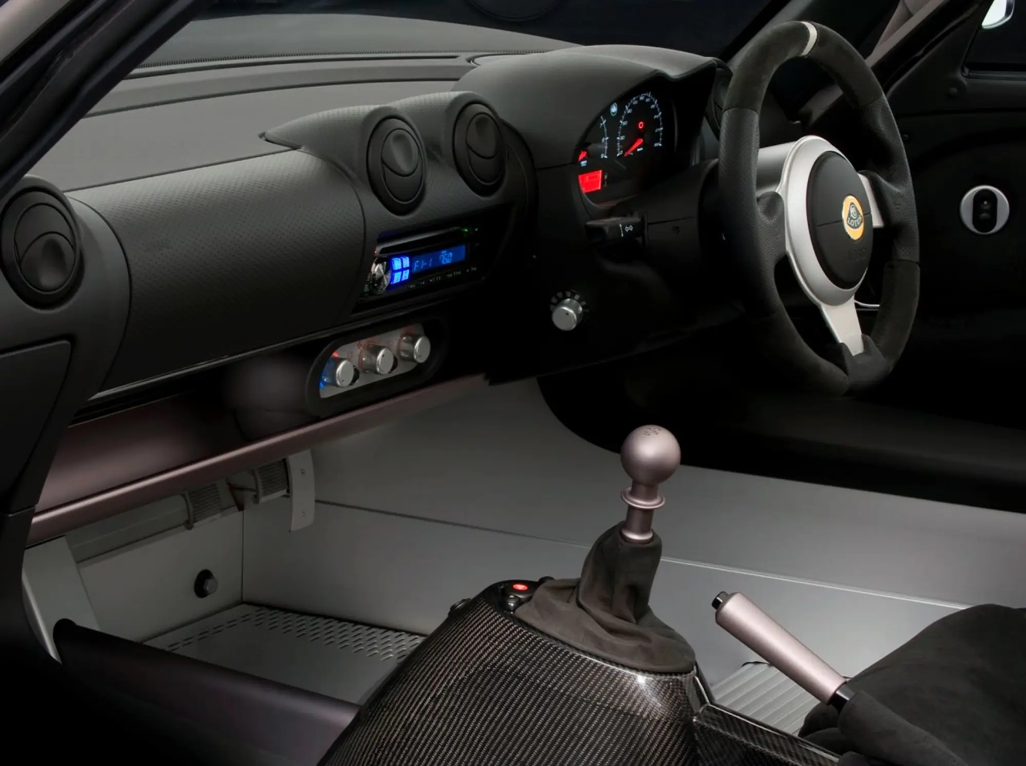 Lotus Exige Scura Dark Stealth - 3
