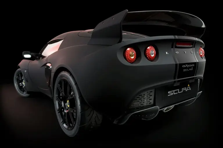 Lotus Exige Scura Dark Stealth - 4