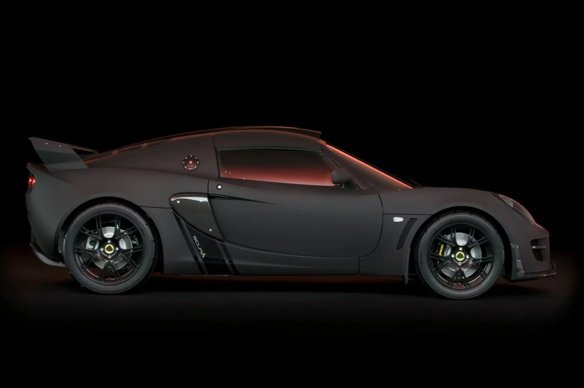 Lotus Exige Scura Dark Stealth - 11