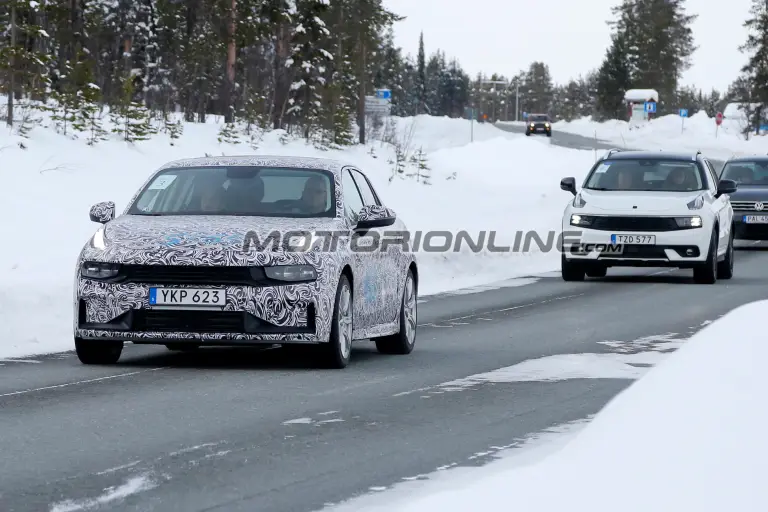 Lynk Co 03 foto spia 17 marzo 2018 - 1