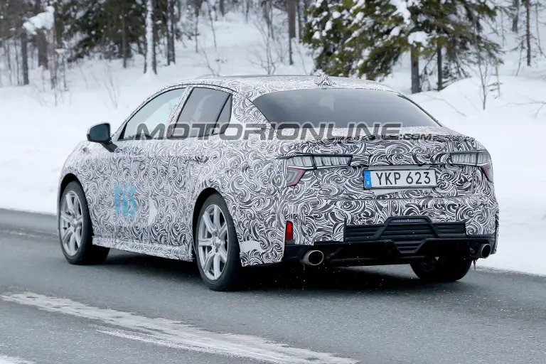 Lynk Co 03 foto spia 17 marzo 2018 - 8
