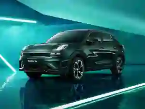 Lynk e Co 06 Remix  - 8