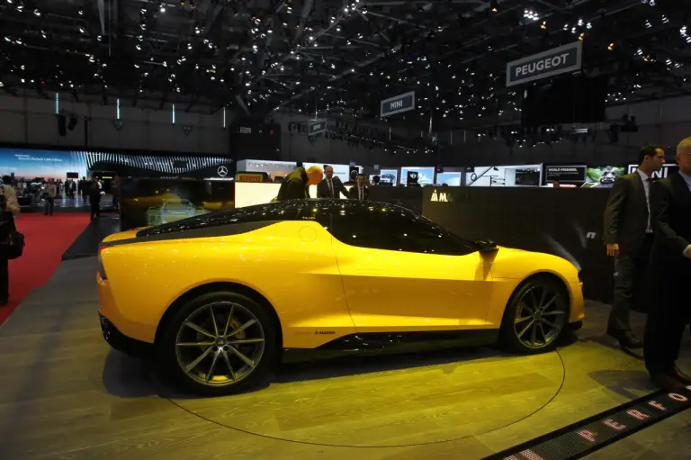 Magna Steyr Mila - Salone di Ginevra 2015 - 2