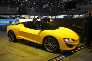 Magna Steyr Mila - Salone di Ginevra 2015