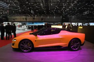 Magna Steyr Mila - Salone di Ginevra 2015