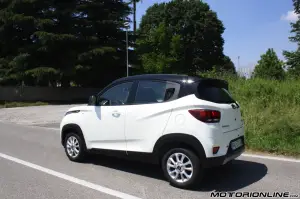 Mahindra KUV100 m-Bifuel [PROVA SU STRADA]