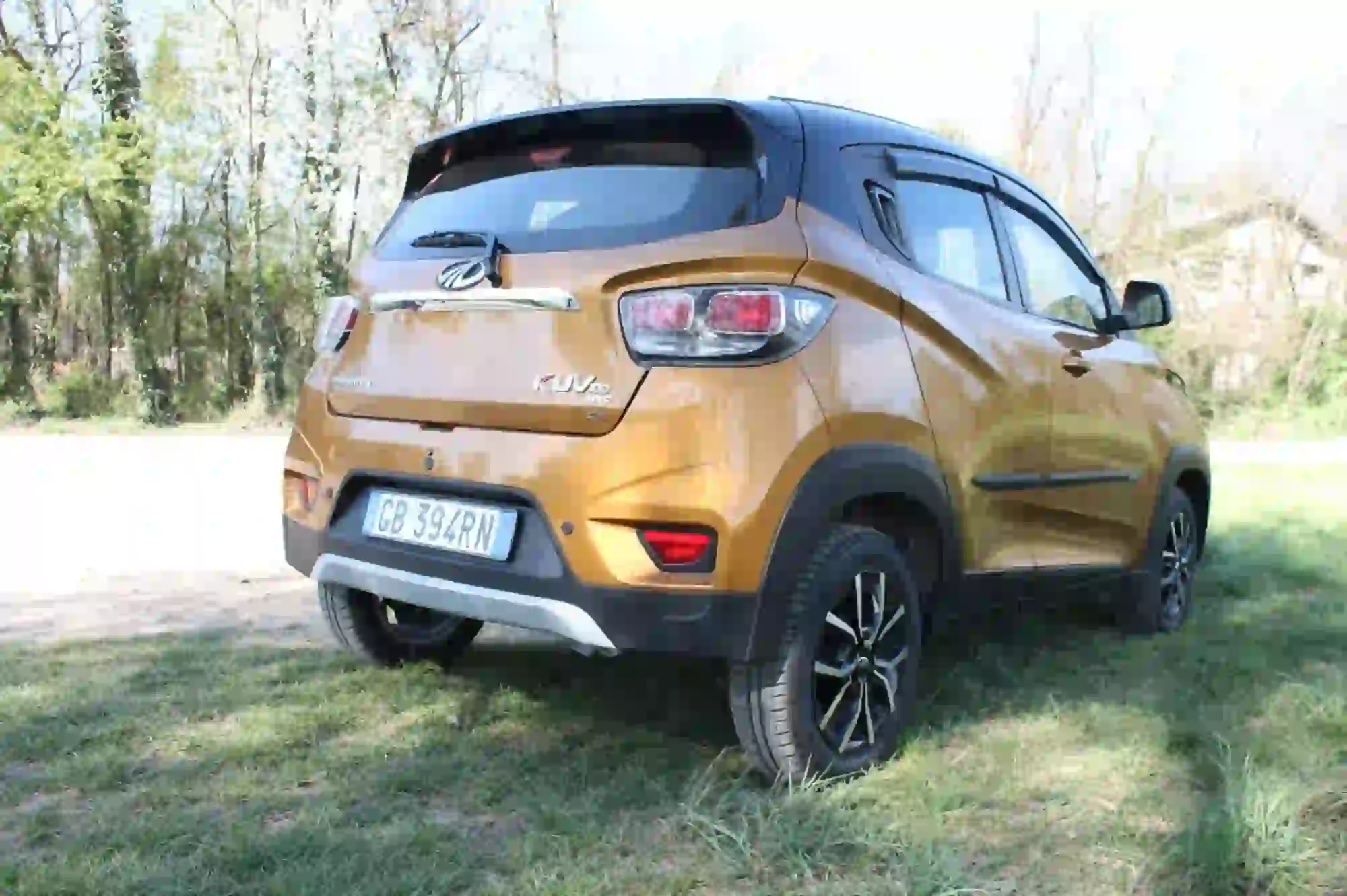 Mahindra KUV100 NXT 2021 - Prova su strada - 14