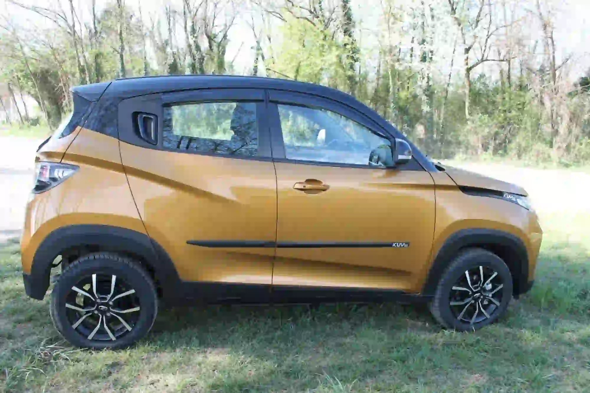 Mahindra KUV100 NXT 2021 - Prova su strada - 13