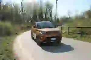 Mahindra KUV100 NXT 2021 - Prova su strada