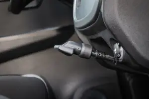 Mahindra Kuv100 - Prova su strada  - 24