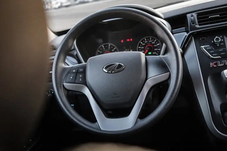Mahindra Kuv100 - Prova su strada  - 22