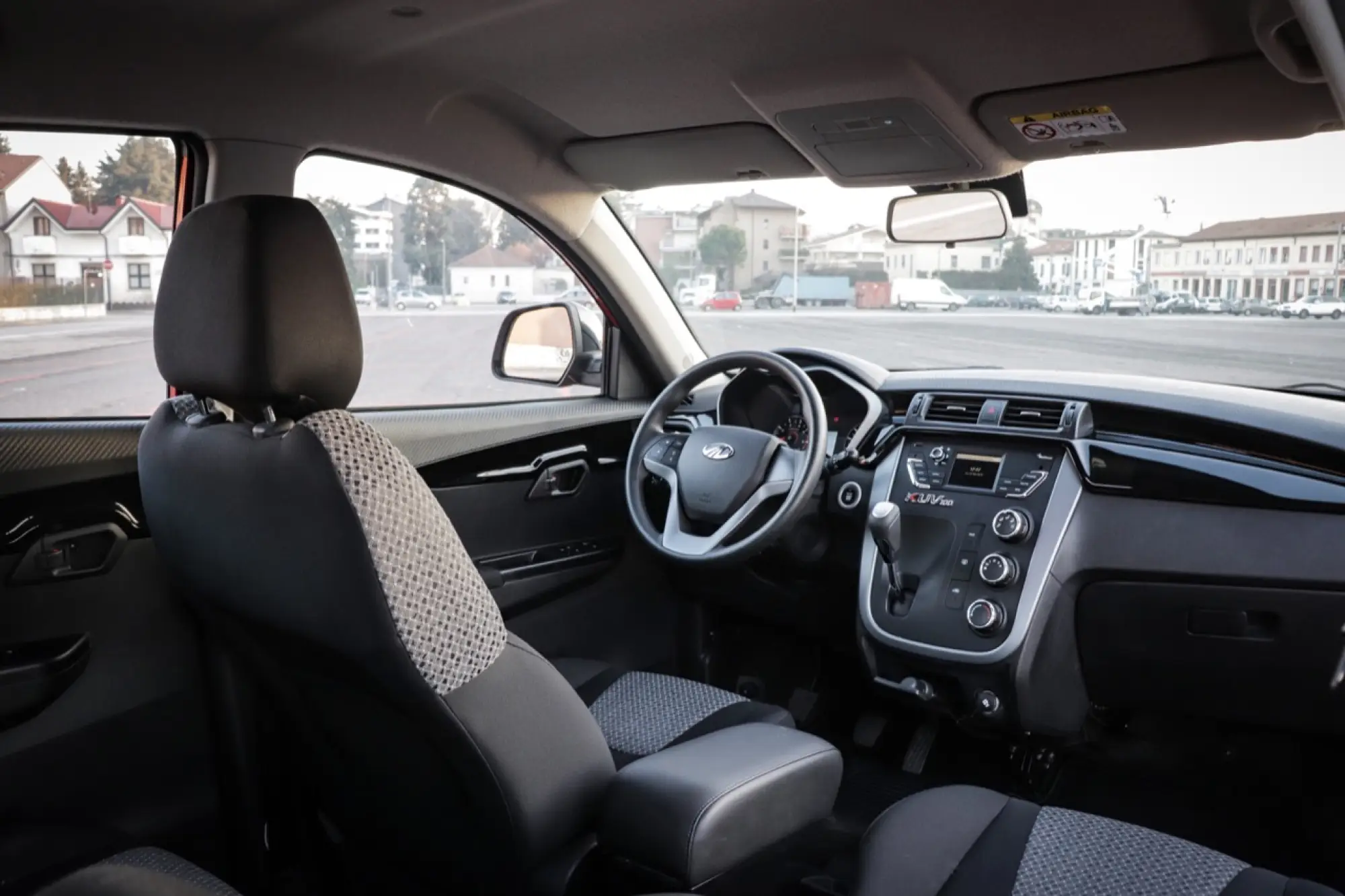 Mahindra Kuv100 - Prova su strada  - 20