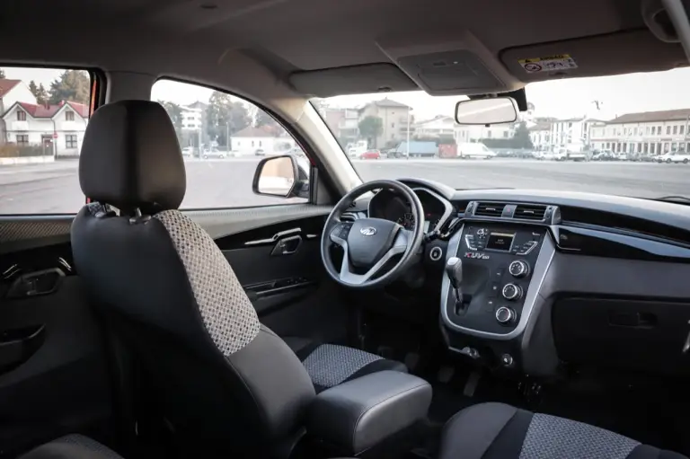 Mahindra Kuv100 - Prova su strada  - 20