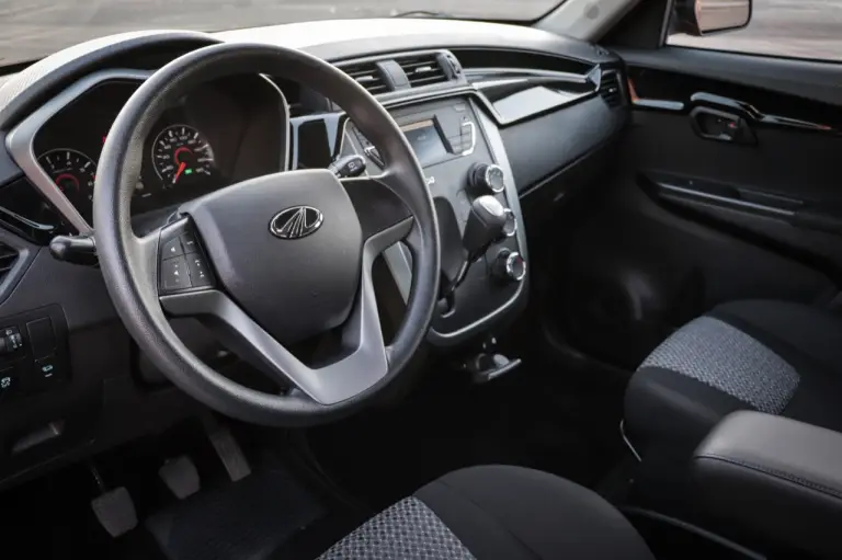 Mahindra Kuv100 - Prova su strada  - 19