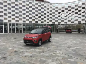 Mahindra KUV100 test drive Lainate - 24