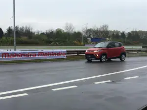 Mahindra KUV100 test drive Lainate - 28