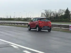 Mahindra KUV100 test drive Lainate - 33