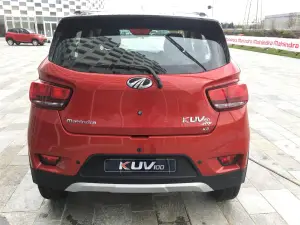 Mahindra KUV100 test drive Lainate - 4