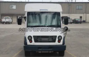 Mahindra Truck Mail USPS - Foto spia 06-11-2017