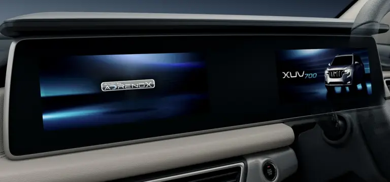 Mahindra XUV700 - 3