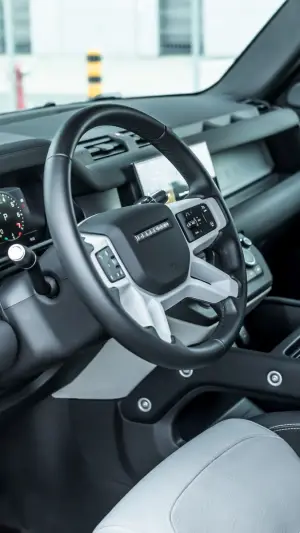 Manhart DP 500 Land Rover Defender 110 P400 AWD - Foto