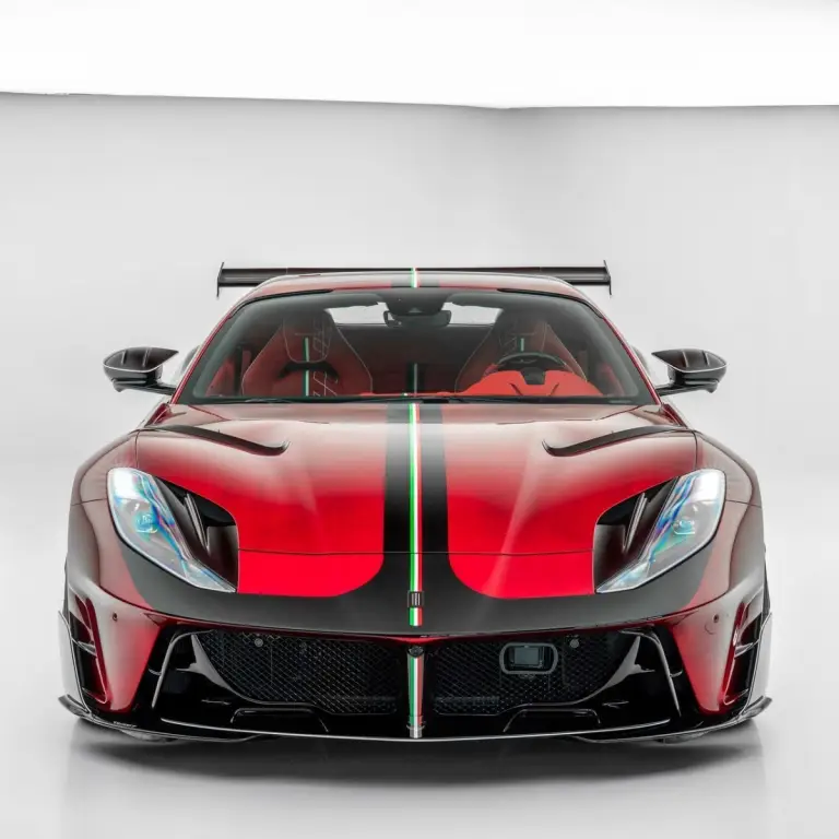 Mansory Stallone Tempesta Nera Ferrari 812 GTS - Foto - 7