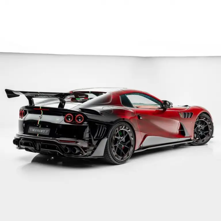 Mansory Stallone Tempesta Nera Ferrari 812 GTS - Foto - 6