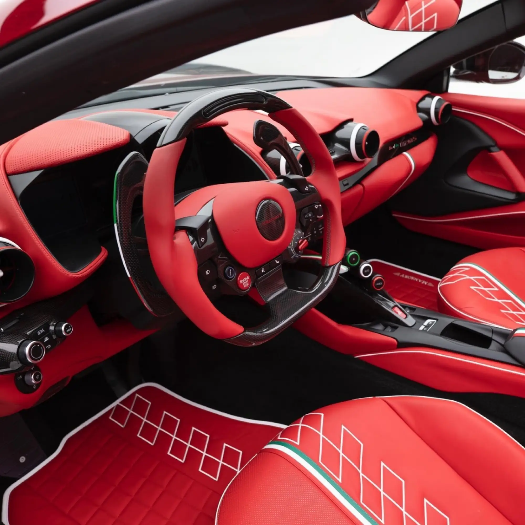 Mansory Stallone Tempesta Nera Ferrari 812 GTS - Foto - 3