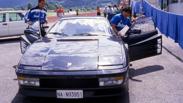 Maradona Ferrari Testarossa nera  - 2