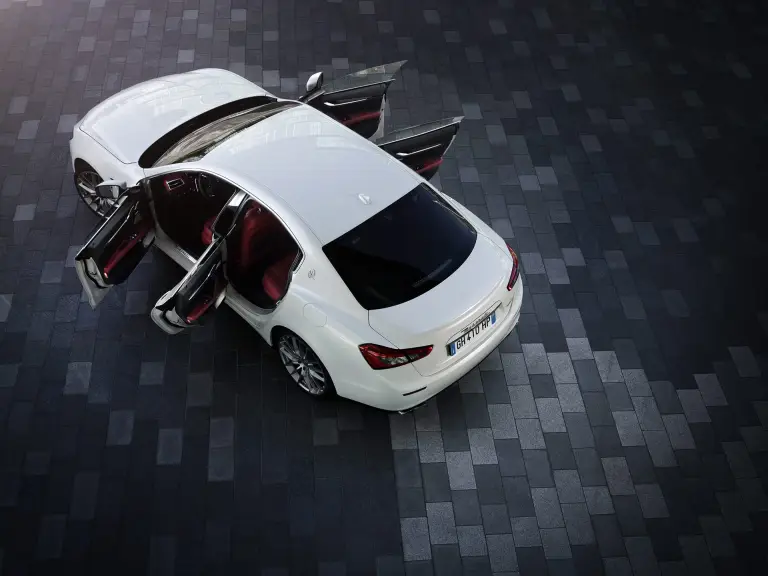 Maserati Ghibli 2013 - 10