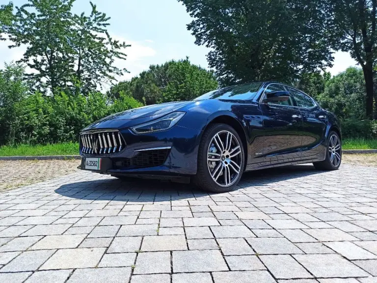 Maserati Ghibli Hybrid 2021 prova su strada video - 4