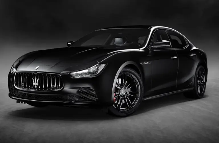 Maserati Ghibli Nerissimo - 1