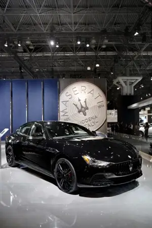 Maserati Ghibli Nerissimo - 7