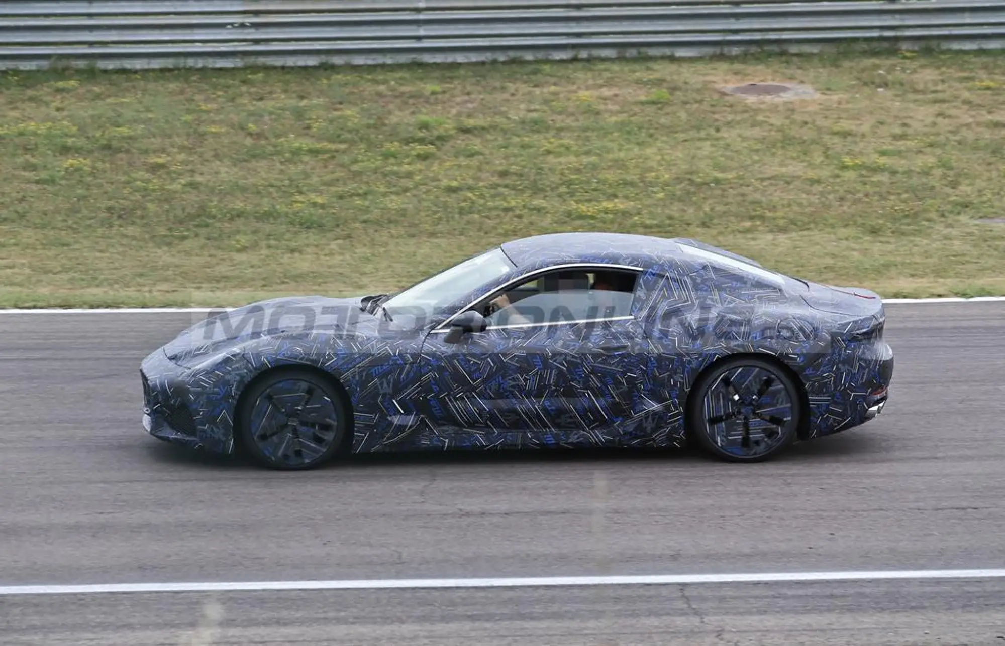 Maserati GranTurismo 2022 - Foto spia 23-07-2021 - 6