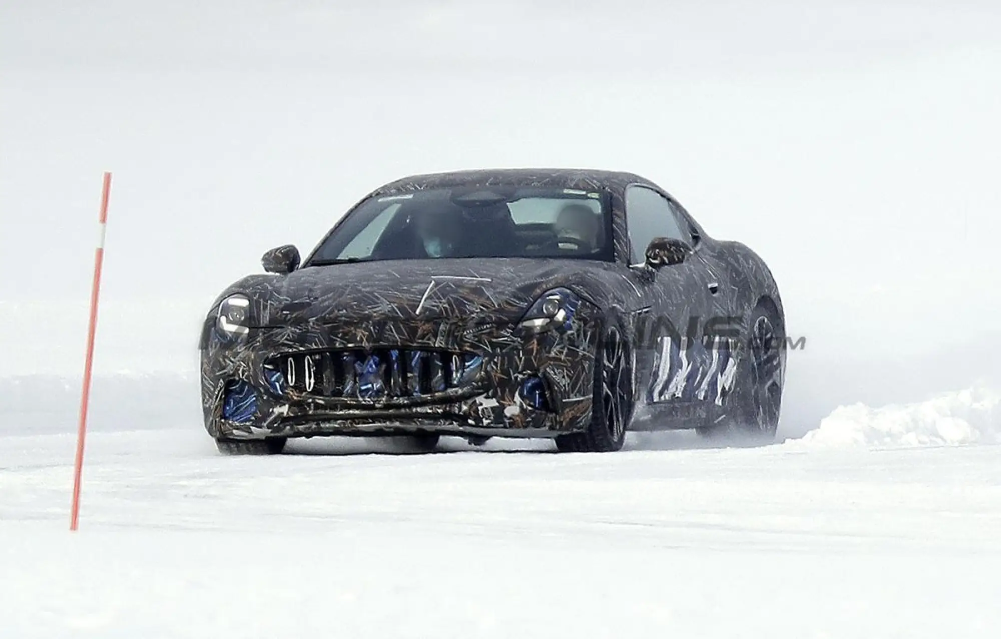 Maserati GranTurismo E - Foto spia 14-03-2022 - 2