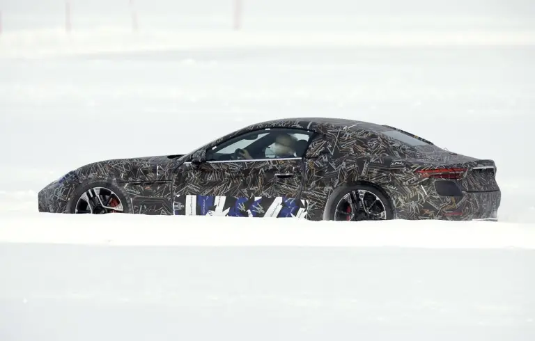 Maserati GranTurismo E - Foto spia 14-03-2022 - 15
