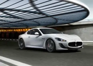 Maserati Granturismo MC Stradale - 11