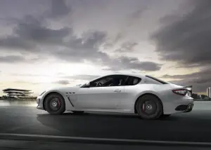 Maserati Granturismo MC Stradale - 14