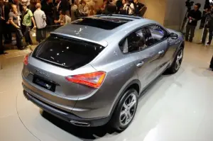Maserati Kubang 2011 - 1