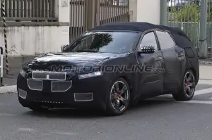 Maserati Levante - Foto spia 24-09-2015