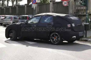 Maserati Levante - Foto spia 24-09-2015
