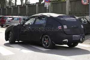 Maserati Levante - Foto spia 24-09-2015