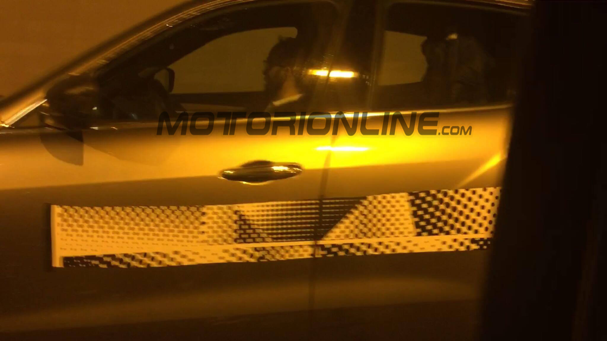 Maserati Levante - Foto spia 29-02-2016