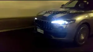 Maserati Levante - Foto spia 29-02-2016 - 12