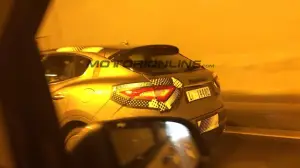Maserati Levante - Foto spia 29-02-2016 - 5